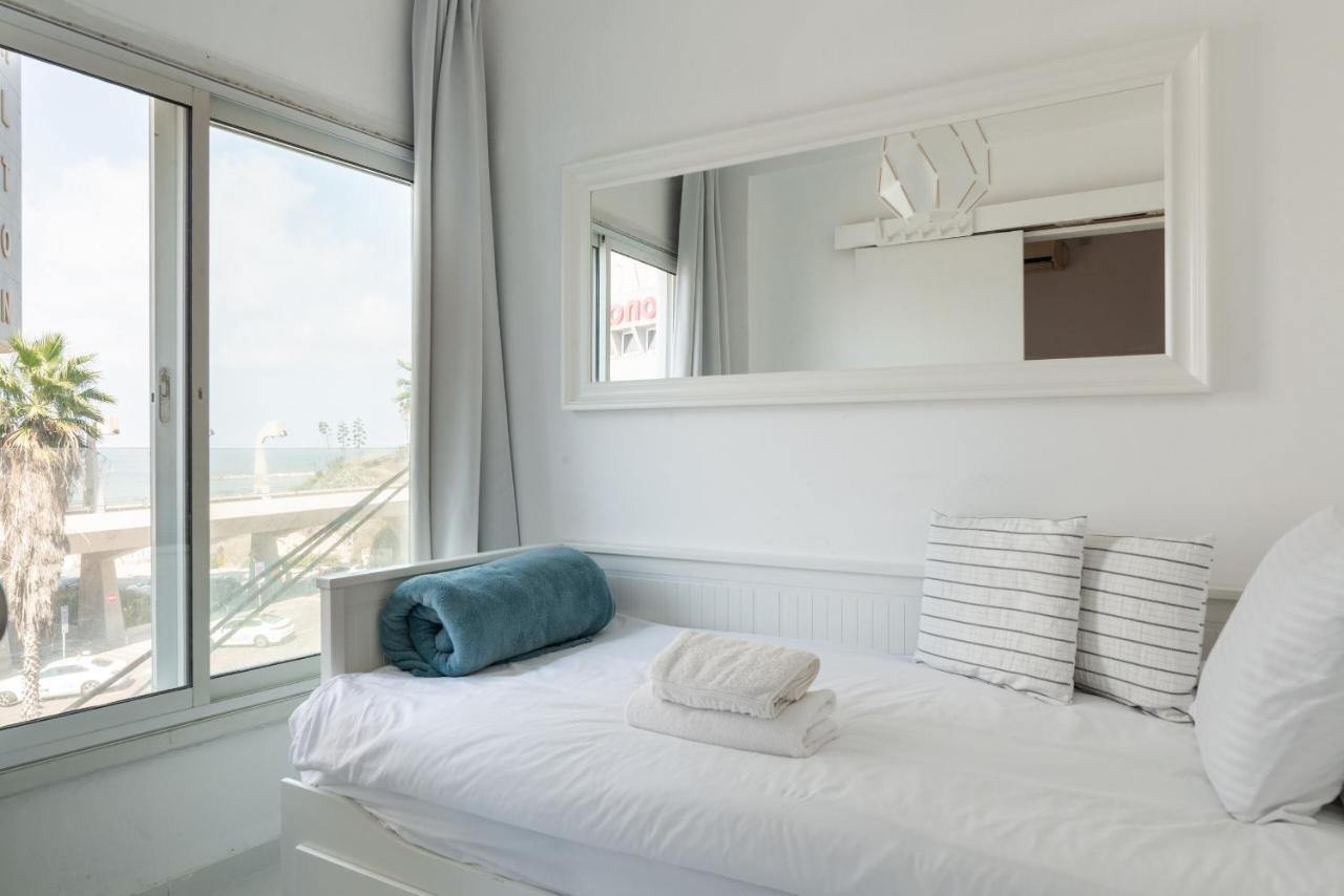 Sea View 2 Bedroom With Bomb Shelter *
